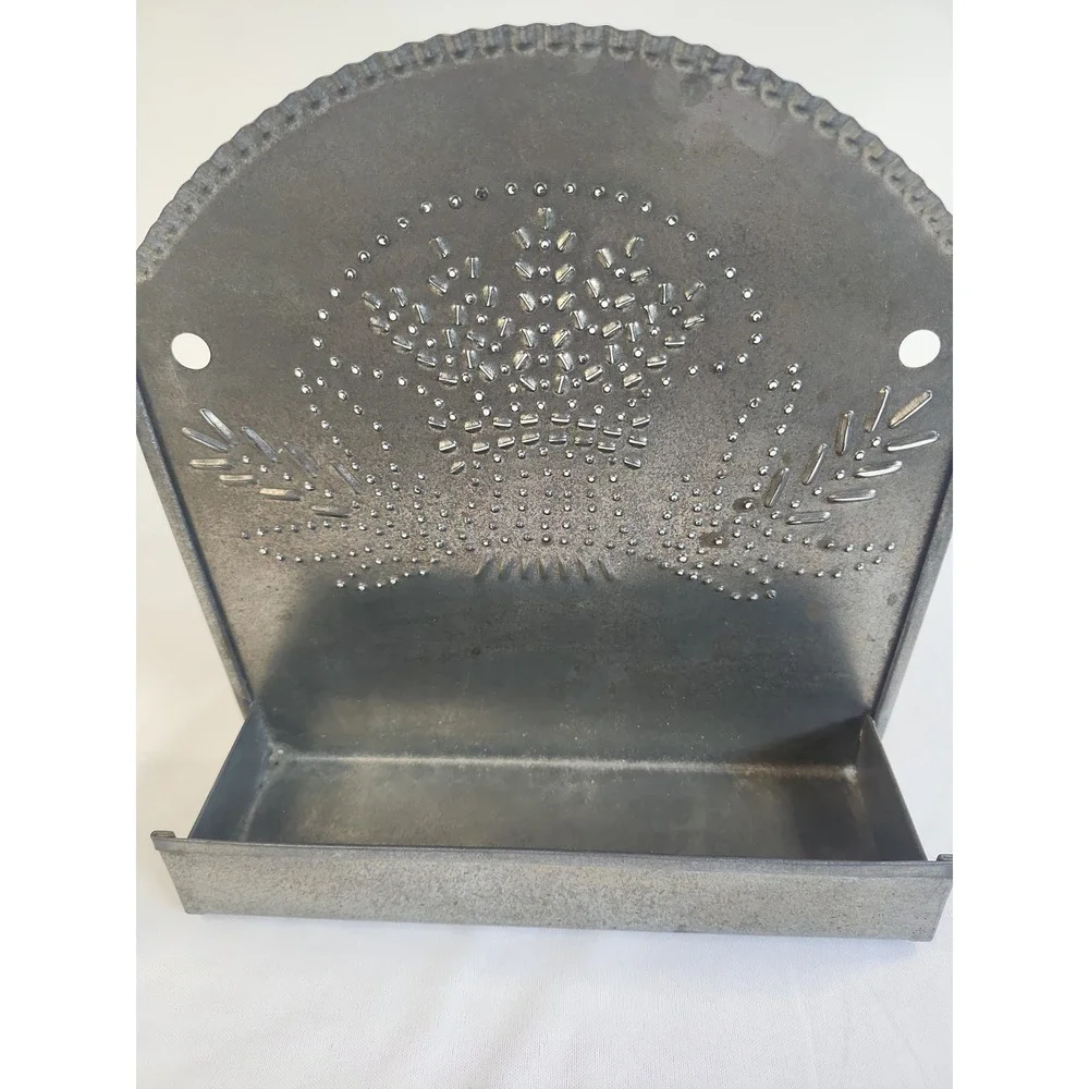 Vintage Wall-mounted Punched Tin Wheat Design 9x9x2.5